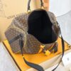 M46703 New Large KEEPALL BANDOULIÈRE 55 Monogram Macassar 55 x 31 x 26 cm