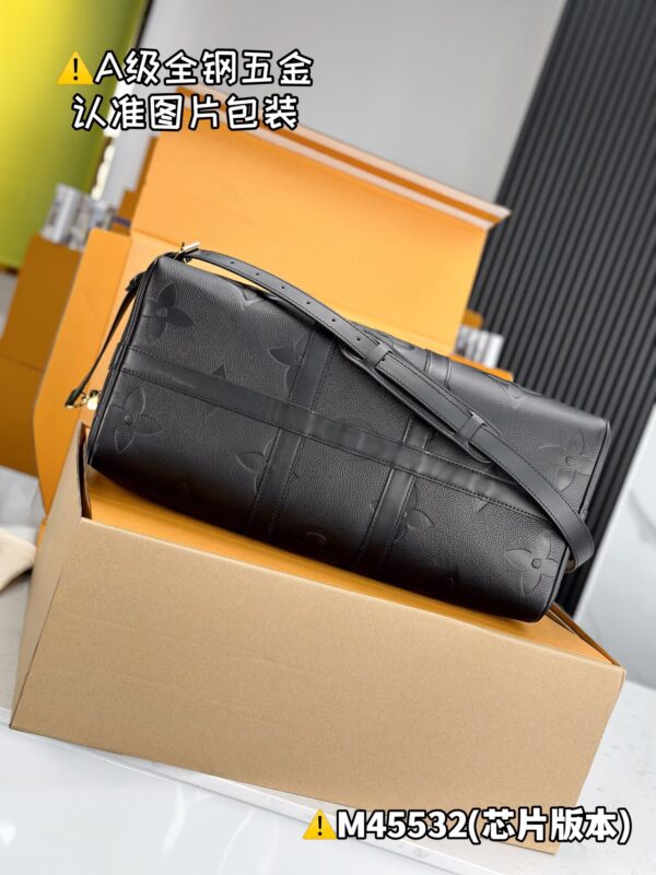 M45532 Keepall Bandoulière 45 Monogram Empreinte Giant Size 45 x 27 x 20 cm