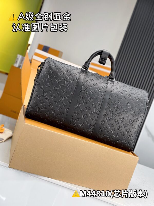 M44810 KEEPALL BANDOULIÈRE 50 Monogram Shadow Size 50 x 29 x 23 cm