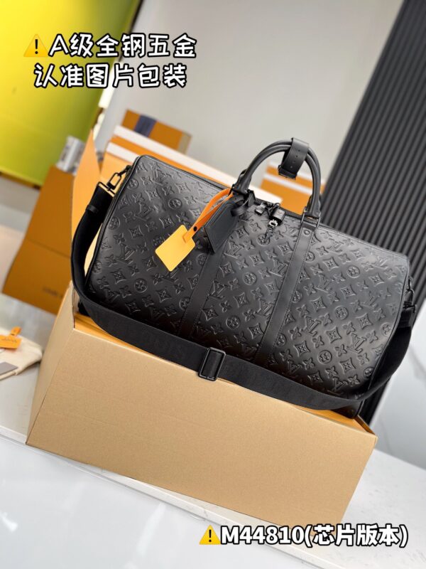 M44810 KEEPALL BANDOULIÈRE 50 Monogram Shadow Size 50 x 29 x 23 cm
