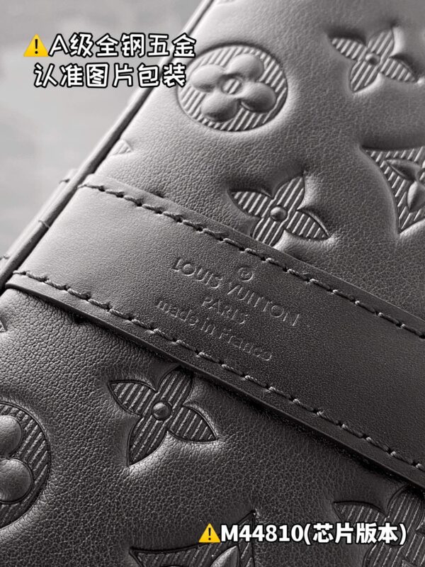 M44810 KEEPALL BANDOULIÈRE 50 Monogram Shadow Size 50 x 29 x 23 cm