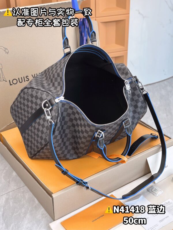 N41418 Medium KEEPALL BANDOULIÈRE 50 Monogram Eclipse Size 50 x 29 x 22 cm