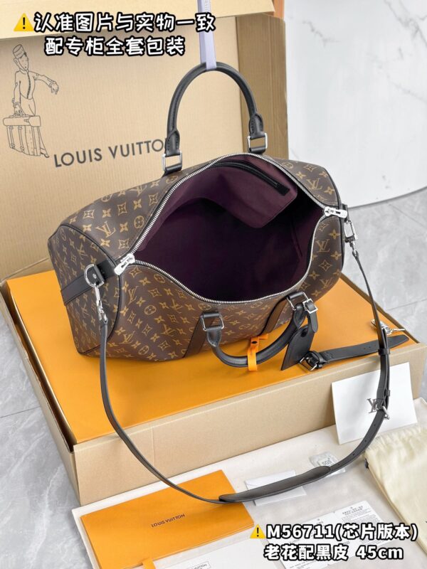 M56711 Small KEEPALL BANDOULIÈRE 45 Monogram Eclipse Size 45 x 27 x 20 cm
