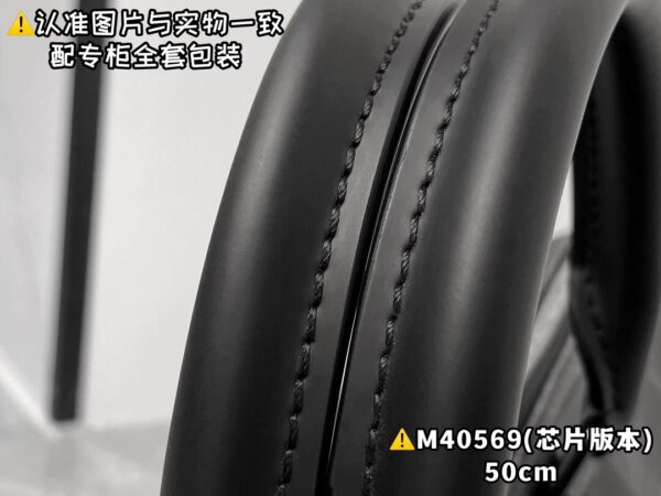 M40569 Medium KEEPALL BANDOULIÈRE 50 Black Monogram Size 50 x 29 x 22 cm