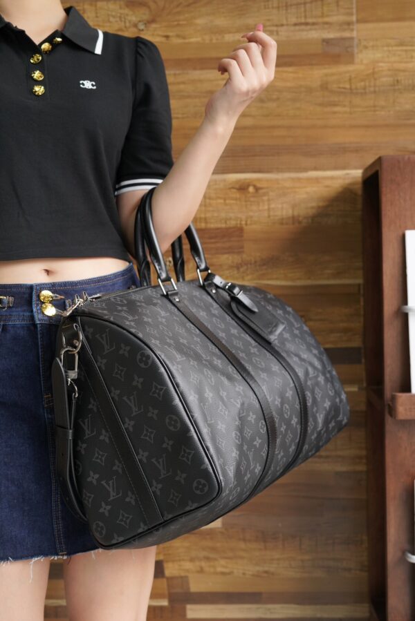 Model Reality Pats M40569 Small KEEPALL BANDOULIÈRE 45 Black Monogram Size 45 x 27 x 20 cm
