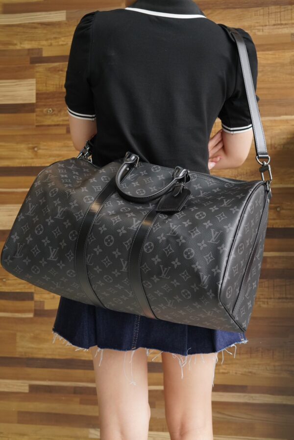 Model Reality Pats M40569 Small KEEPALL BANDOULIÈRE 45 Black Monogram Size 45 x 27 x 20 cm