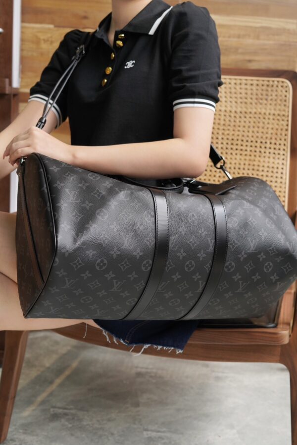 Model Reality Pats M40569 Small KEEPALL BANDOULIÈRE 45 Black Monogram Size 45 x 27 x 20 cm