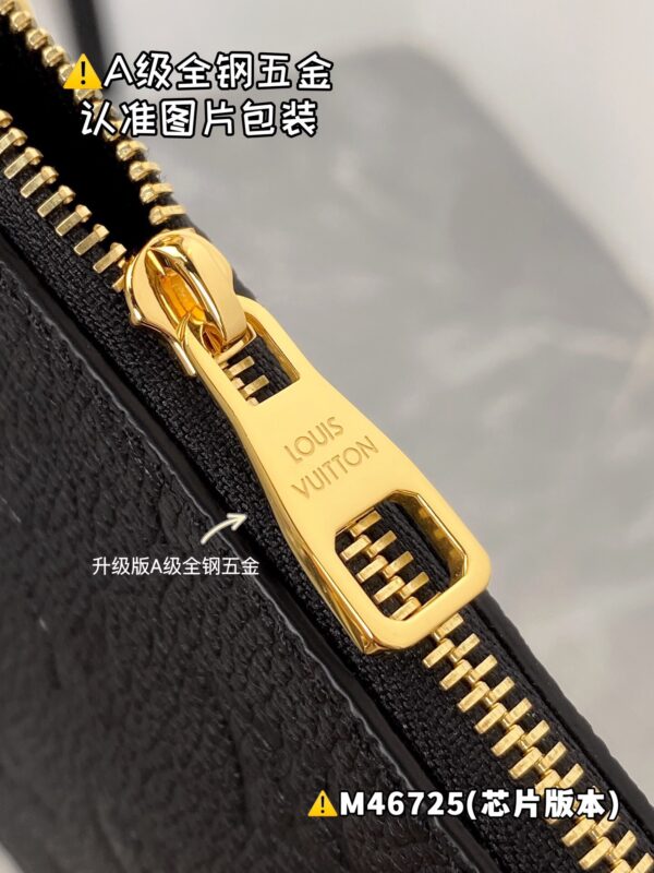 img_8678 LOOP HOBO M46725 Size 38x26x10 cm