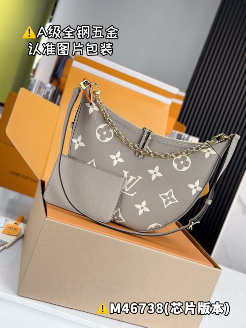 LOOP HOBO M46738 Size 38x26x10 cm