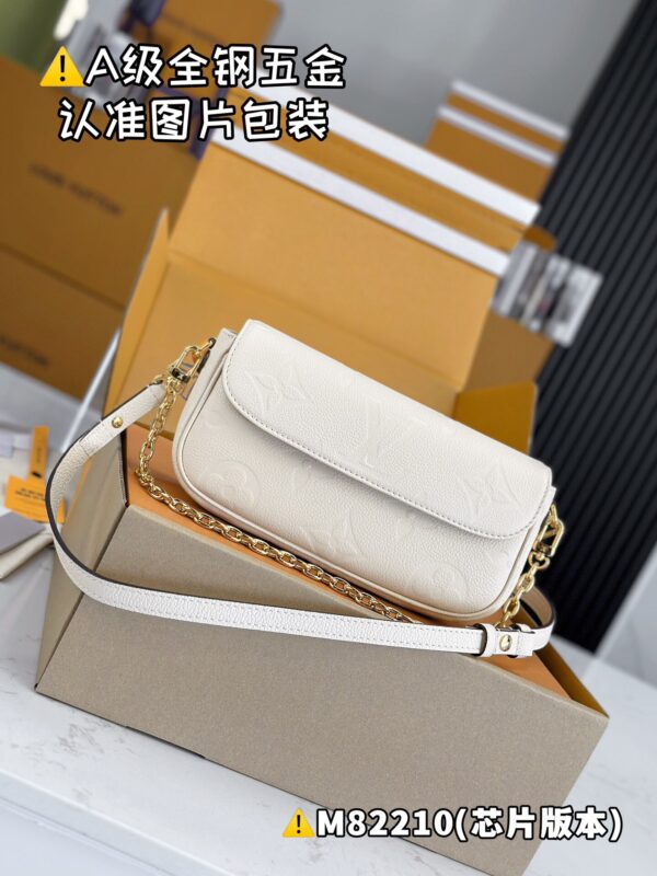 img_8723 WALLET ON CHAIN IVY M82210 Size 23.5x12x4.3 cm
