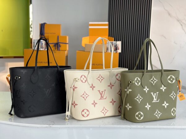 img_8741 NEVERFULL Medium M21579 Size 31x28x14 cm