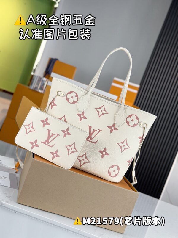 img_8742 NEVERFULL Medium M21579 Size 31x28x14 cm