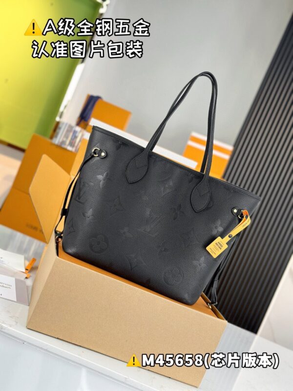NEVERFULL Medium M45685 Size 31x28x14 cm