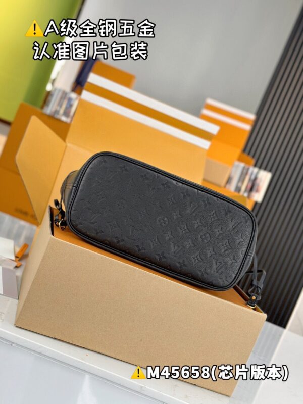 NEVERFULL Medium M45685 Size 31x28x14 cm