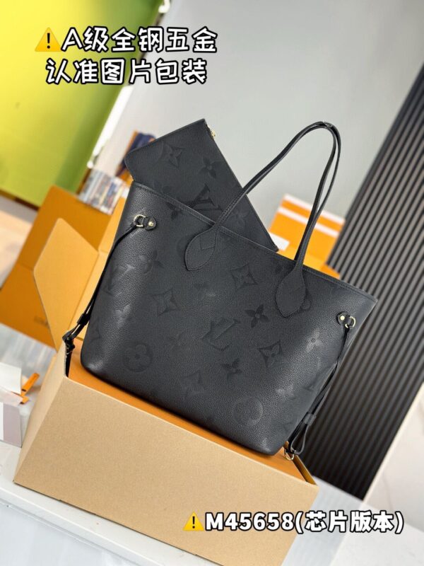 NEVERFULL Medium M45685 Size 31x28x14 cm