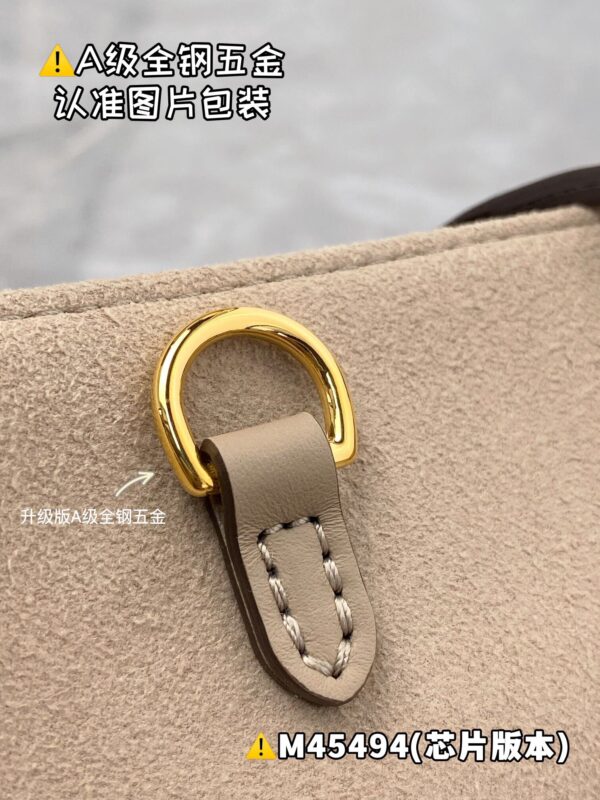 img_8828 ONTHEGO Medium M45494 Size 35x27x14 cm
