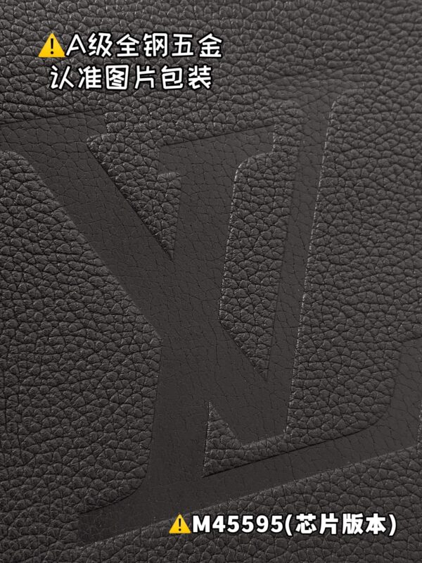 img_8863 ONTHEGO Medium M45595 Size 35x27x14 cm