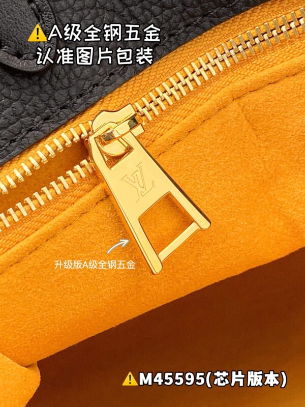 img_8866 ONTHEGO Medium M45595 Size 35x27x14 cm