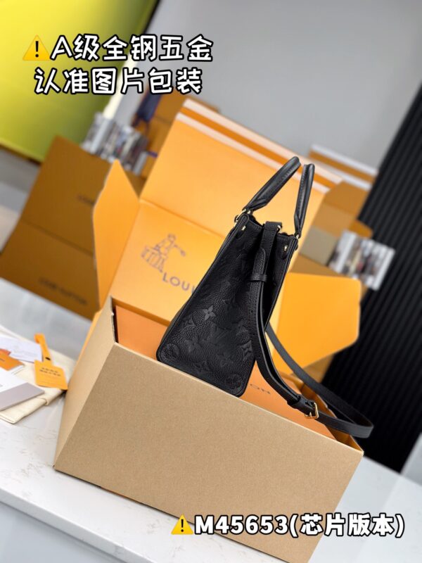img_8906 ONTHEGO Small M45653 Size 25x19x11.5 cm