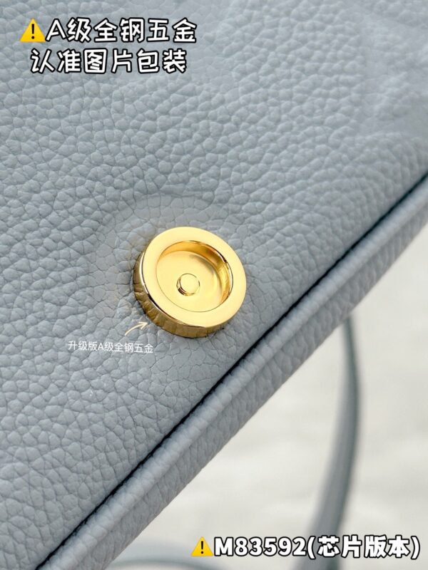 NANO DIANE M83592 Size 19x10.5x6 cm