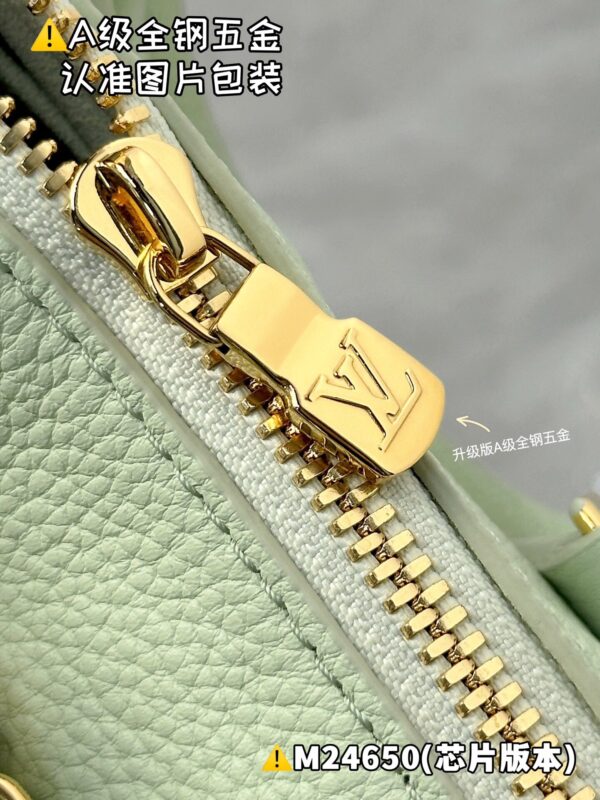img_9246 SPEEDY 18 LV&I M24605 Size 18.5 x 12.5 x 10.5 cm