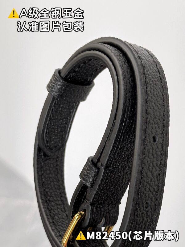img_9298 NANO SPEEDY M82450 Size 10 x 7.5 x 16 cm