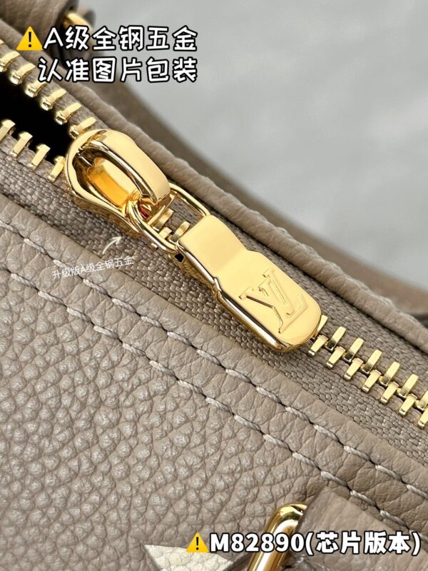img_9332 NANO SPEEDY M82890 Size 10 x 7.5 x 16 cm