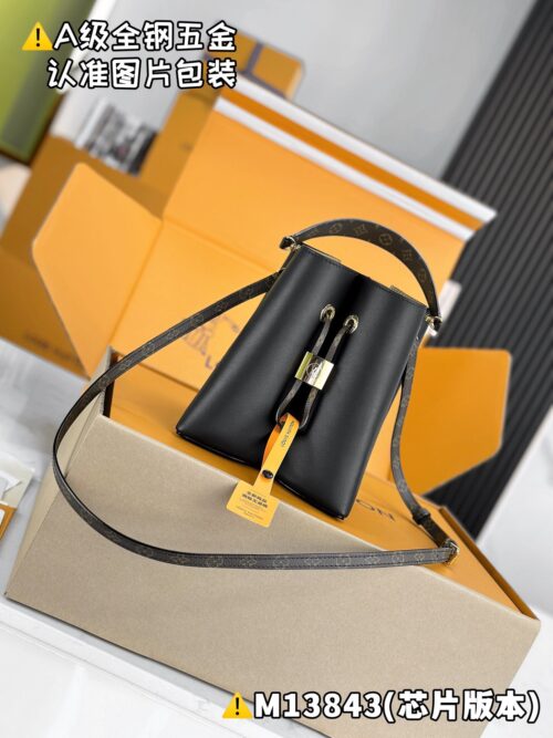 BLOOM Small M13843 Size 16 x 21 x 21 cm