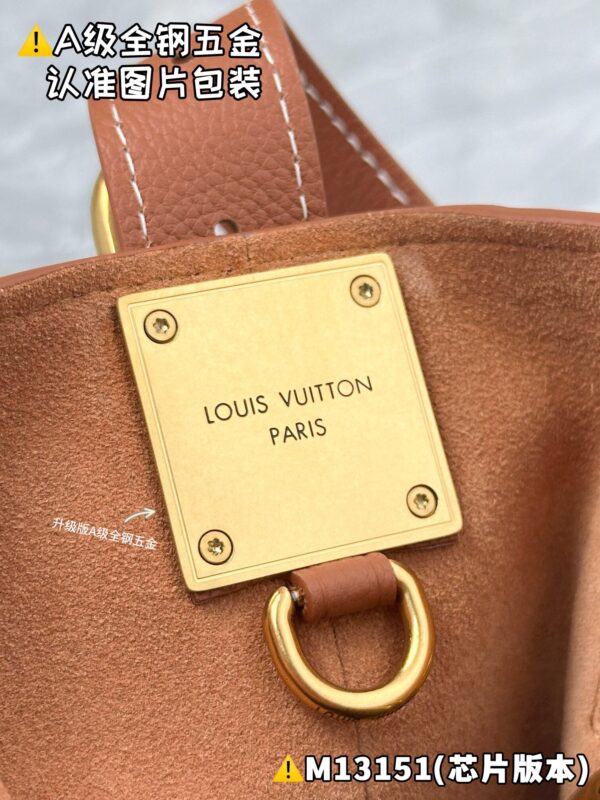 img_9461 Low Key Messenger M13151 Size 30x18x12 cm