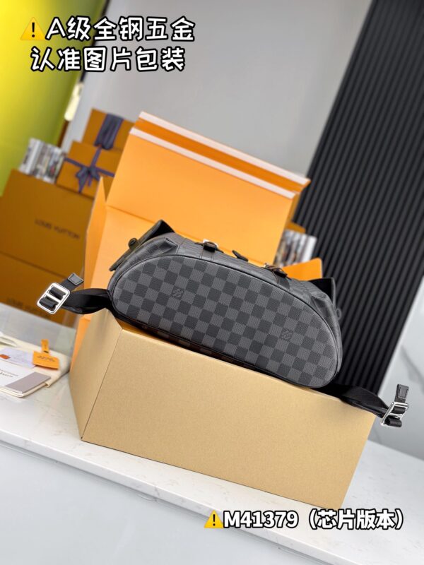 img_9746 Christopher Medium Backpack N41379 Size 38x44x21 cm