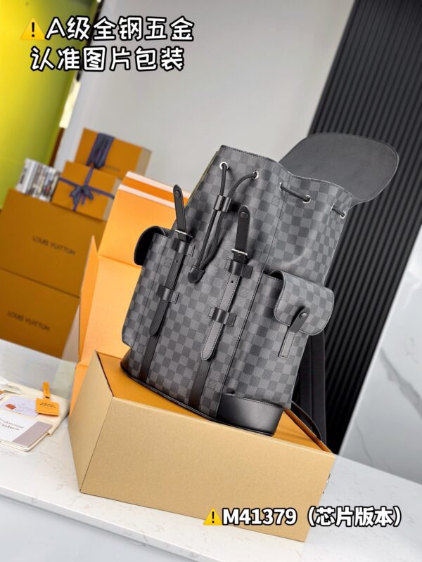 img_9749 Christopher Medium Backpack N41379 Size 38x44x21 cm