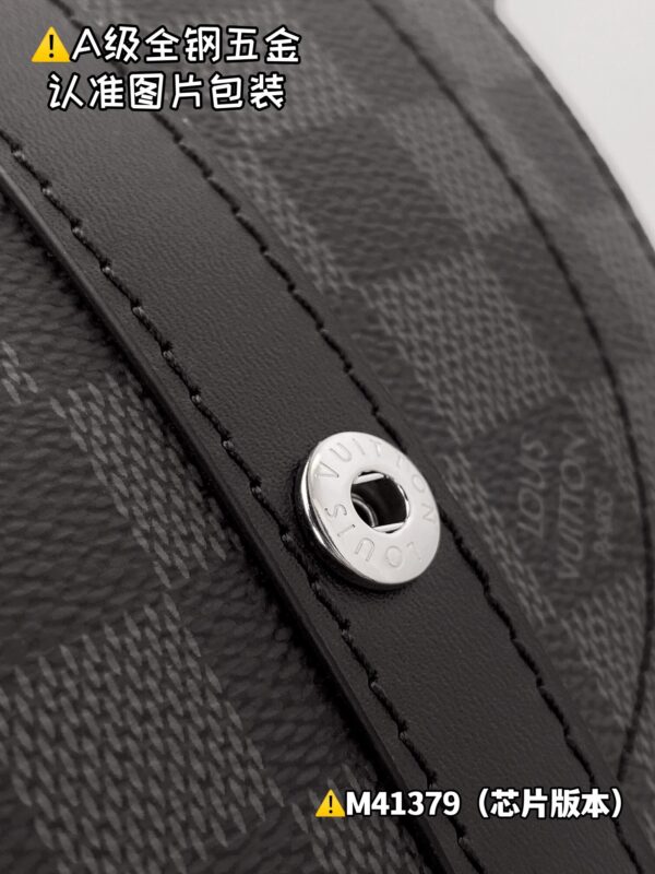 img_9753 Christopher Medium Backpack N41379 Size 38x44x21 cm