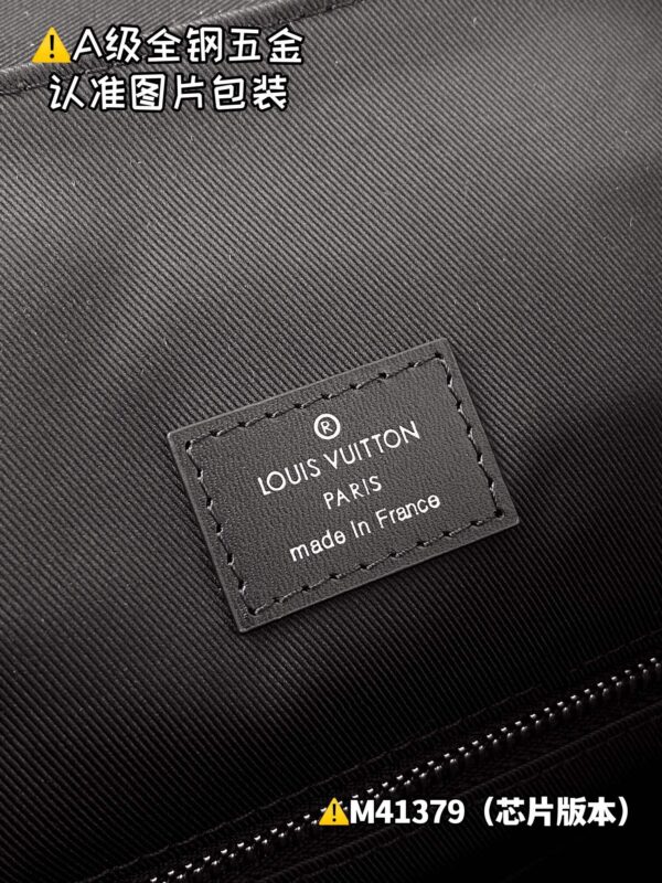img_9760 Christopher Medium Backpack N41379 Size 38x44x21 cm