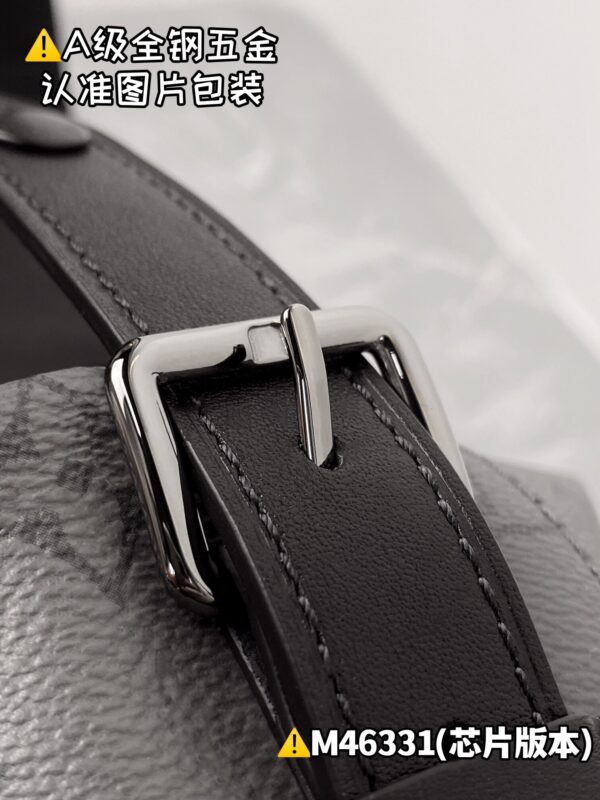 img_9811 CHRISTOPHER Small Backpack M46331 Size 32x39x12 cm