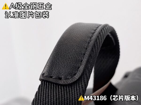 img_9824 DlSCOVERY Backpack M43186 Size 30x40x20 cm