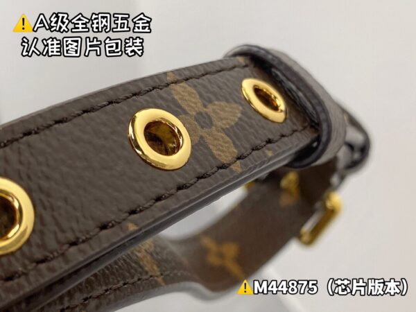 img_9919 POCHETTE MÉTIS M44875 Size 25x19x7 cm