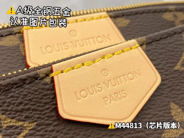 img_9986 MULTI POCHETTE ACCESSORIES M44813 Size 24x16x6 cm