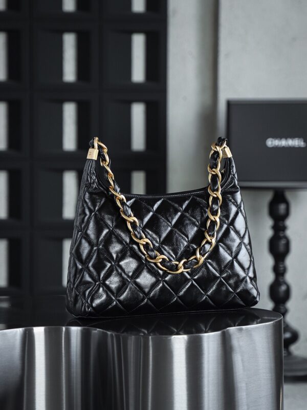 God Factory Chanel Bags Large 24A HoBo 24K Retro Hardware / Black Bonaudo Leather Size 29*32*10 cm