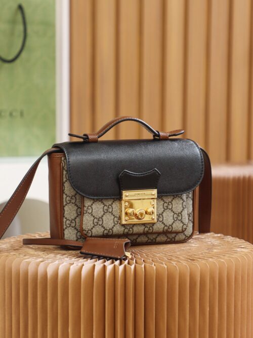 God Factory Gucci  Padlock Messenger Bag 658487 Size 21*14*5cm