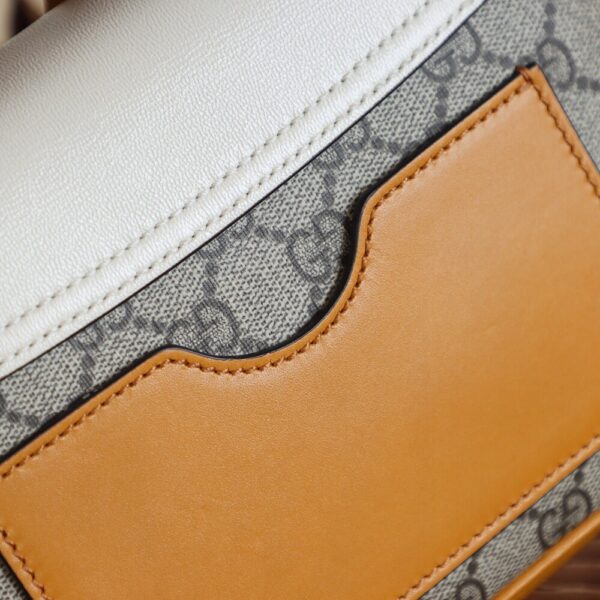 God Factory Gucci  Padlock Messenger Bag / White 658487 Size 21*14*5cm