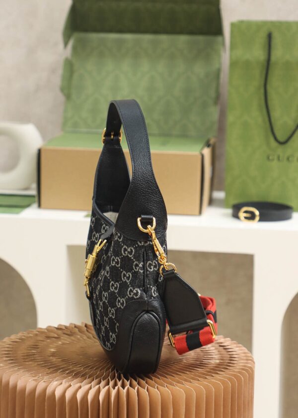 God Factory Gucci 𝐉𝐚𝐜𝐤𝐢𝐞 𝟏𝟗𝟔1 𝐃𝐞𝐧𝐢𝐦 678843 Size 28*19*4.5cm
