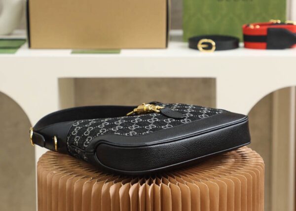 God Factory Gucci 𝐉𝐚𝐜𝐤𝐢𝐞 𝟏𝟗𝟔1 𝐃𝐞𝐧𝐢𝐦 678843 Size 28*19*4.5cm