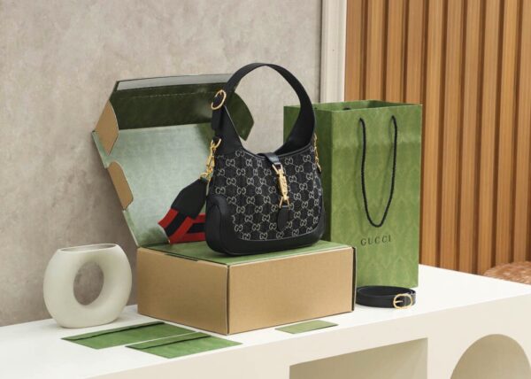 God Factory Gucci 𝐉𝐚𝐜𝐤𝐢𝐞 𝟏𝟗𝟔𝟏 𝐃𝐞𝐧𝐢𝐦 𝐌𝐢𝐧𝐢 685127 Size 19*13*3cm
