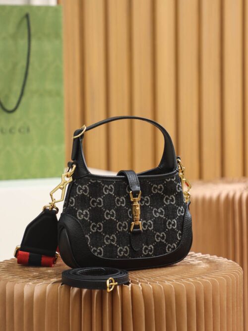 God Factory Gucci 𝐉𝐚𝐜𝐤𝐢𝐞 𝟏𝟗𝟔𝟏 𝐃𝐞𝐧𝐢𝐦 𝐌𝐢𝐧𝐢 685127 Size 19*13*3cm