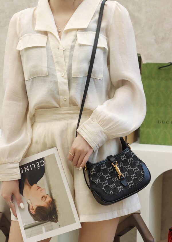 God Factory Gucci 𝐉𝐚𝐜𝐤𝐢𝐞 𝟏𝟗𝟔𝟏 𝐃𝐞𝐧𝐢𝐦 𝐌𝐢𝐧𝐢 685127 Size 19*13*3cm