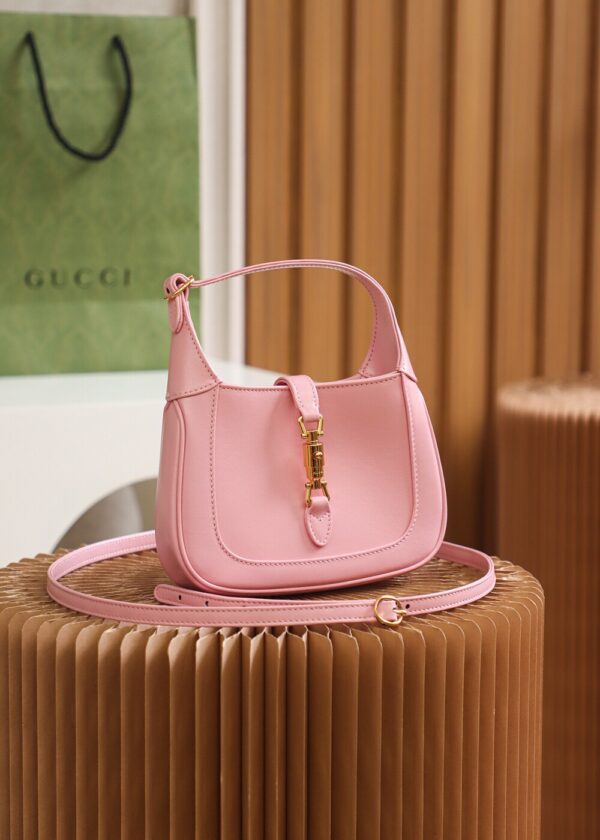 God Factory Gucci 𝐉𝐚𝐜𝐤𝐢𝐞 𝐌𝐢𝐧𝐢 𝟭𝟵𝟲1 637091 Pink Size 19*13*3cm