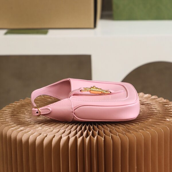 God Factory Gucci 𝐉𝐚𝐜𝐤𝐢𝐞 𝐌𝐢𝐧𝐢 𝟭𝟵𝟲1 637091 Pink Size 19*13*3cm