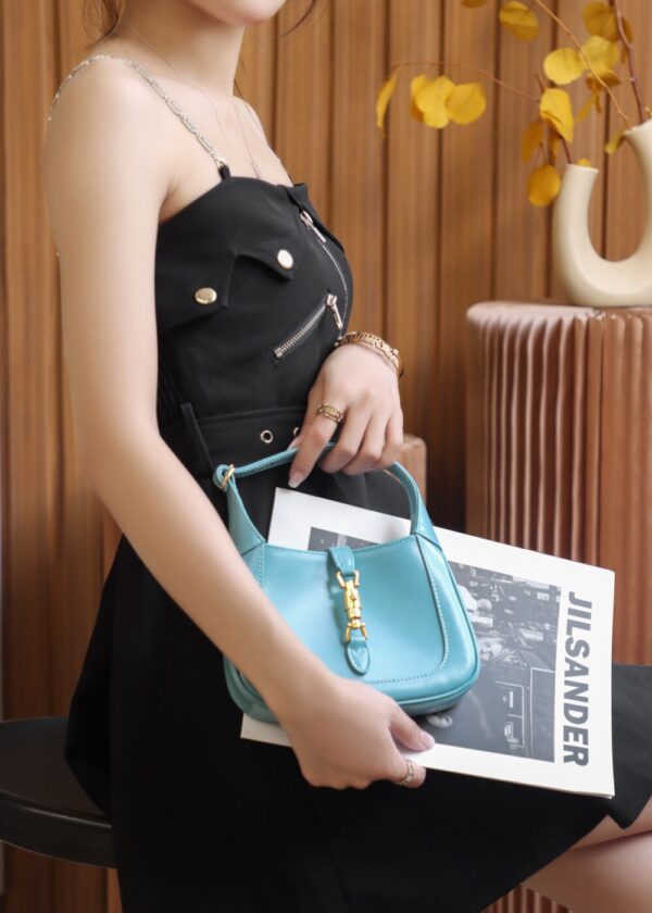 God Factory Gucci 𝐉𝐚𝐜𝐤𝐢𝐞 𝐌𝐢𝐧𝐢 𝟭𝟵𝟲1 637091 Blue Size 19*13*3cm