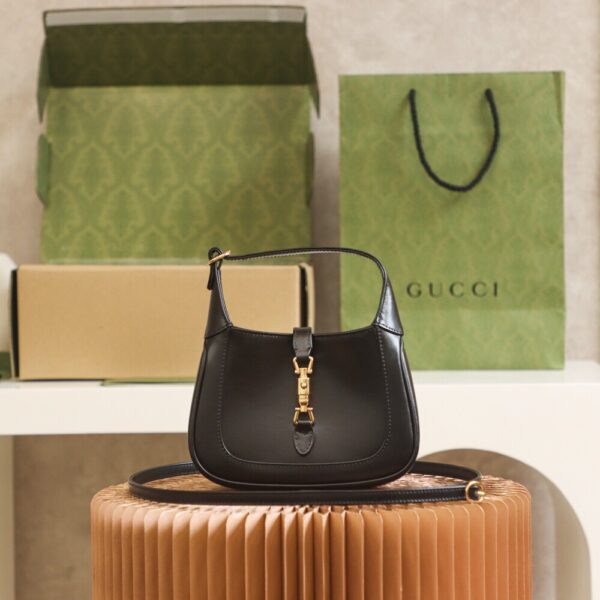 God Factory Gucci 𝐉𝐚𝐜𝐤𝐢𝐞 𝐌𝐢𝐧𝐢 𝟭𝟵𝟲1 637091 Black Size 19*13*3cm