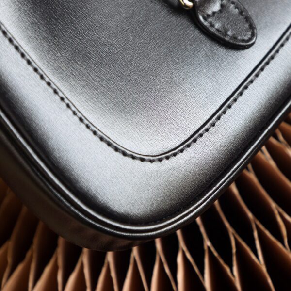God Factory Gucci 𝐉𝐚𝐜𝐤𝐢𝐞 𝐌𝐢𝐧𝐢 𝟭𝟵𝟲1 637091 Black Size 19*13*3cm